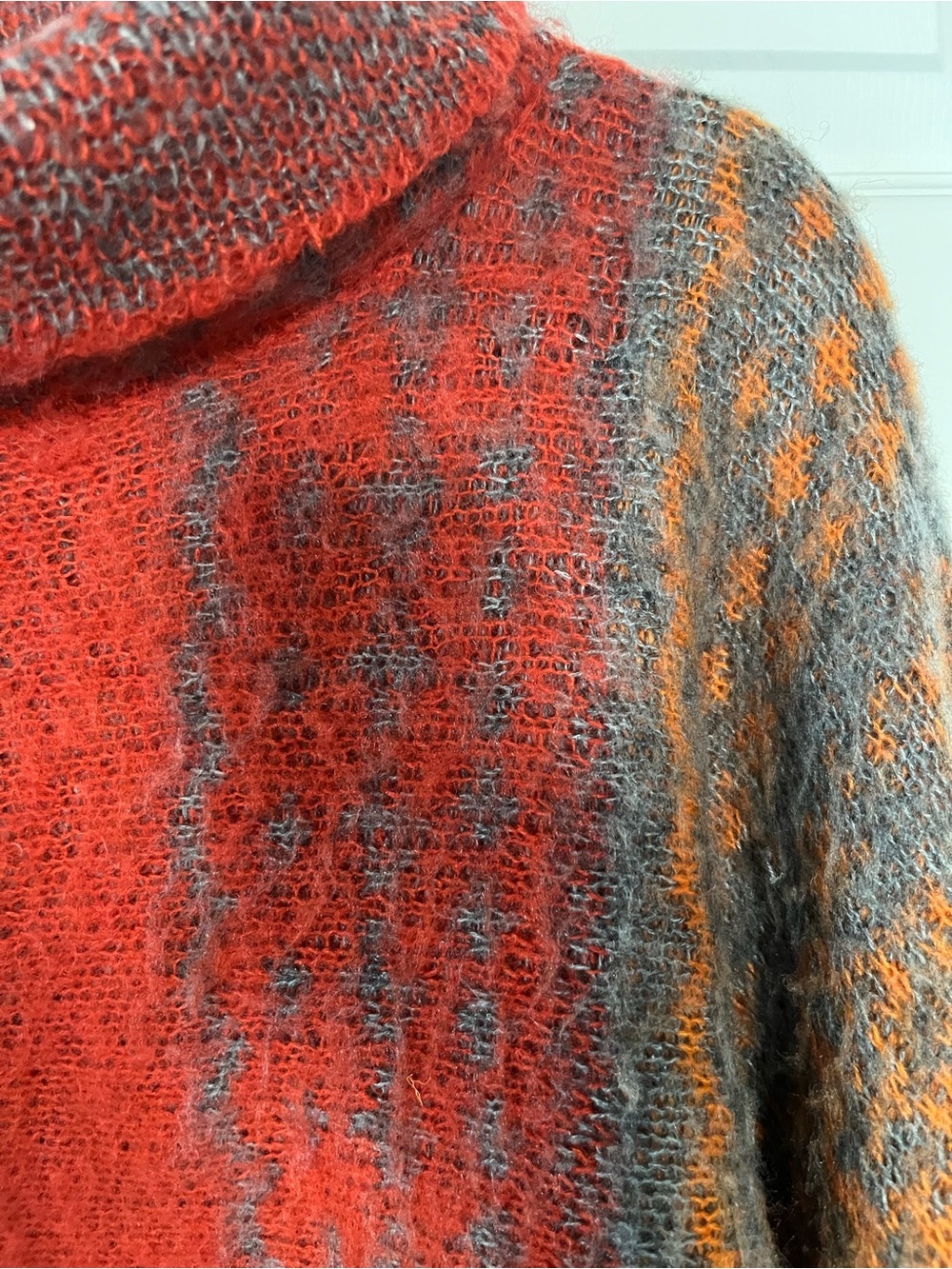 Vertigo SzXs/S Cowl Neck Cropped Fuzzy Wool Blend Knit Sweater, Rust and Orange - Picture 9 of 11